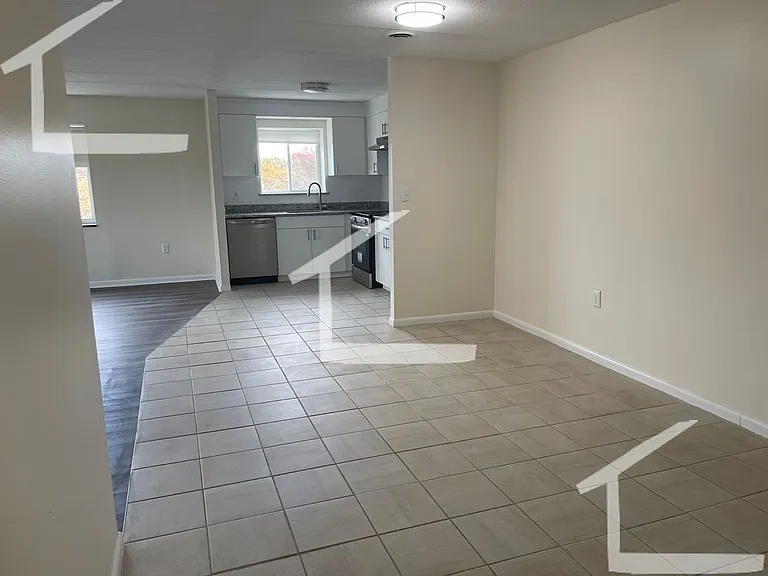 51B Hill Rd #A502 — Photo 7