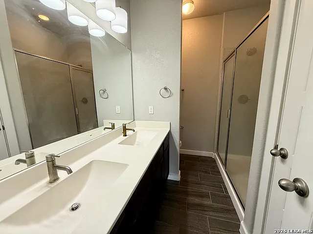 514 Creekside Frst — Photo 12