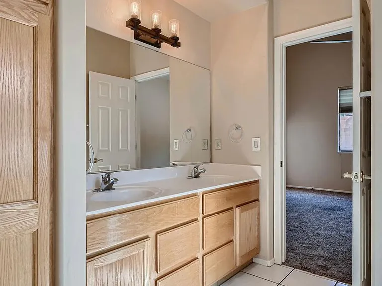 2920 N Sky Post Rd — Photo 17