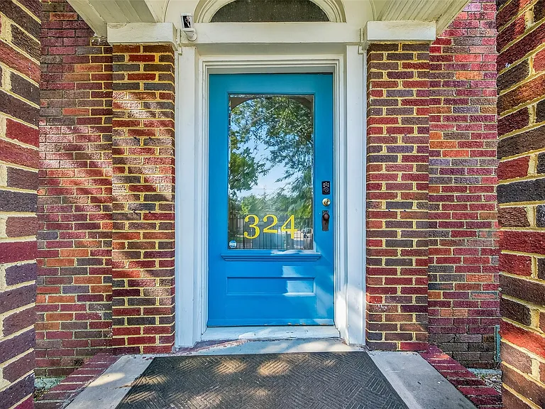 324 W Alabama St #2 — Photo 25