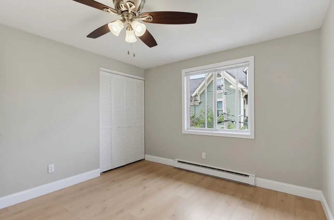 2 bed, 805 sqft, $2,200 — Photo 1