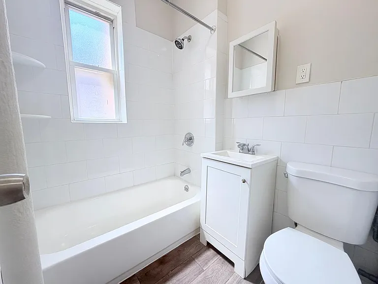 123 Corbin Ave #33E — Photo 6