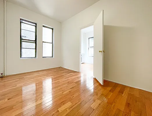 Rented by (Legacy) NY Quality Living Uptown | media 7