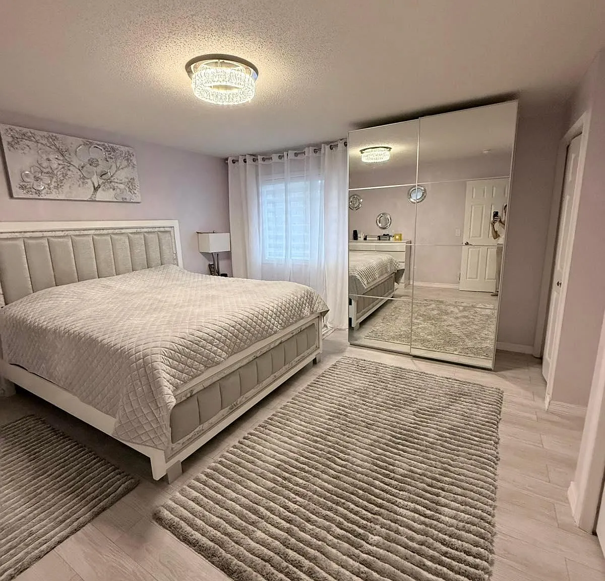 4 bed, 2.0 bath, 1969 sqft, $2,900 — Photo 4
