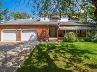 247 Whale Pond Rd, Oakhurst, NJ, 07755