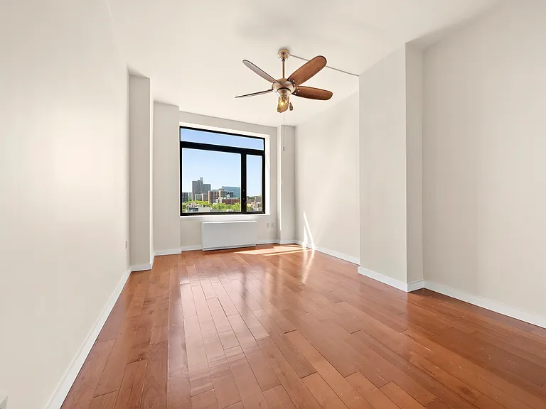 380 Lenox Ave #8F — Photo 5