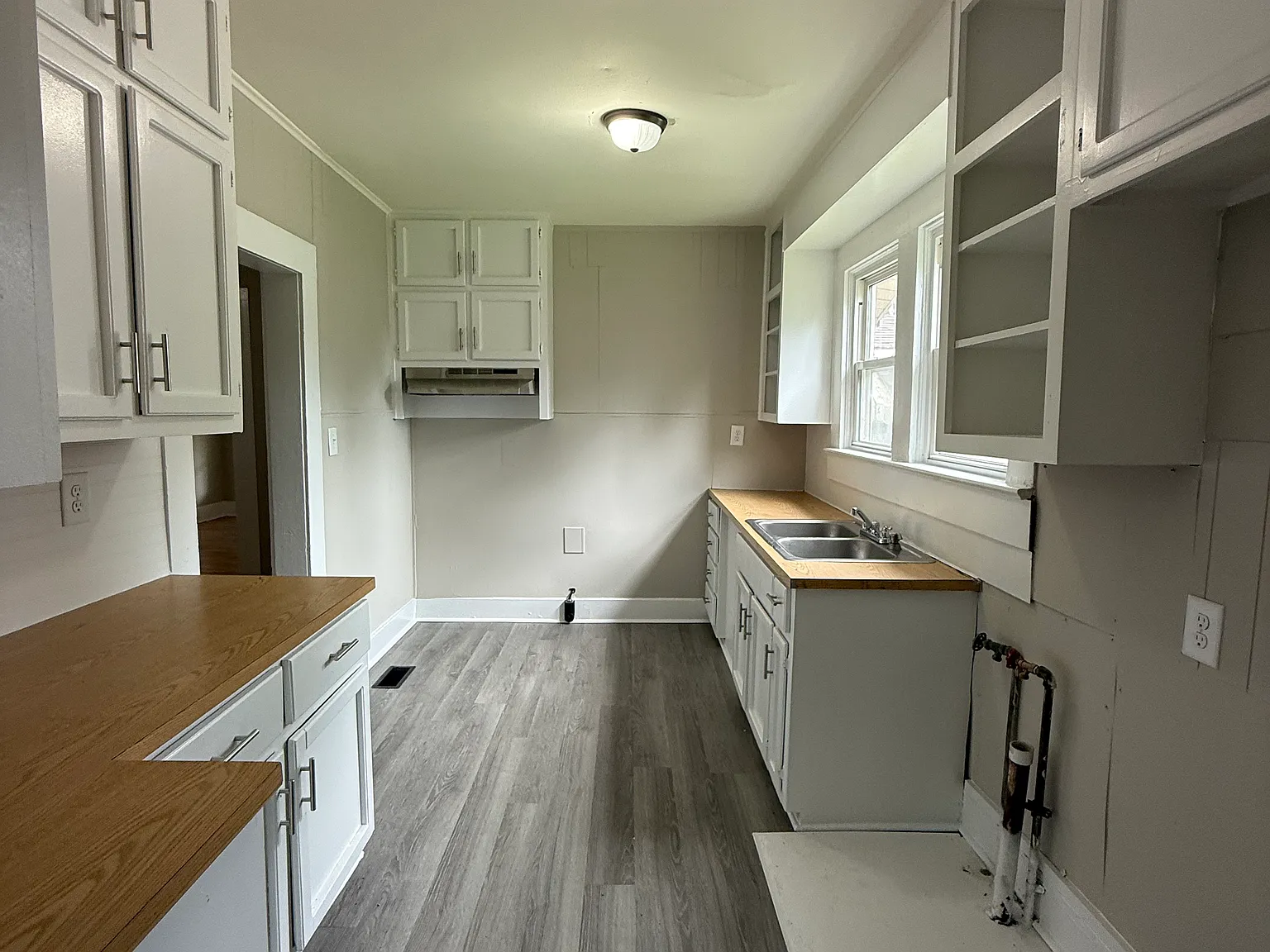 4 bed, 1568 sqft, $1,300 — Photo 4