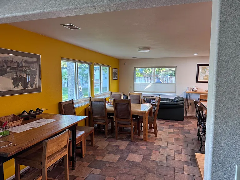 1580 Whitman Rd — Photo 14