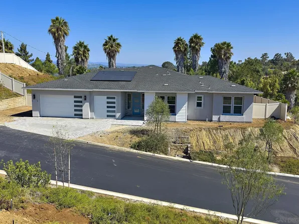 1748 Ishihara Rd, Vista, CA 92084