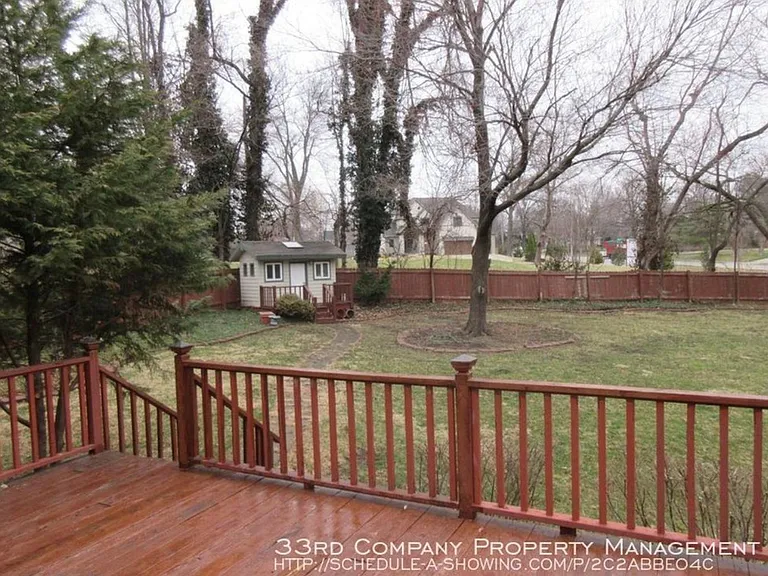 3906 W 103rd St — Photo 23