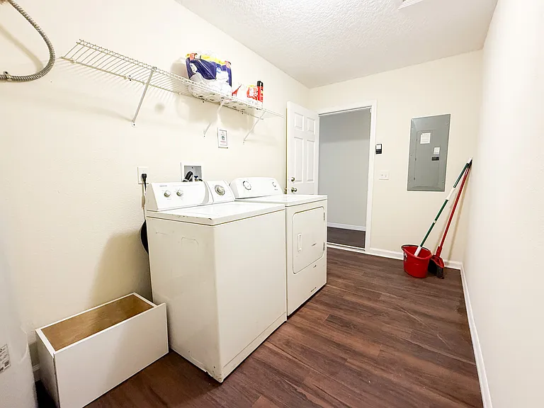 8486 Jasper Ave — Photo 3