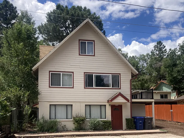 1713 E Arrowhead Ave #A — Photo 1