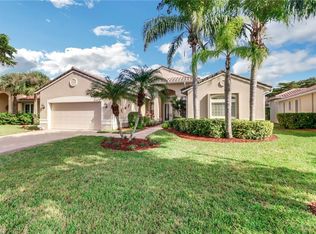 20470 Foxworth Cir, Estero, FL 33928