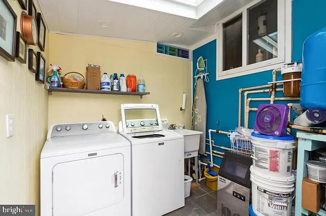 36 Shore Dr #BOATHOUSE — Photo 16