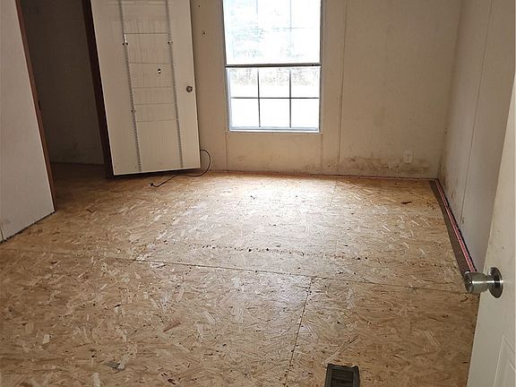 4th image of 121 9th St