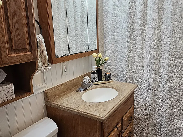 C7-2250 Triphammer Rd #C7 — Photo 28