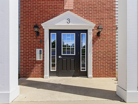 4th image of 2312 Remington Way APT 2103