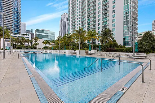 951 Brickell Ave Photo 1