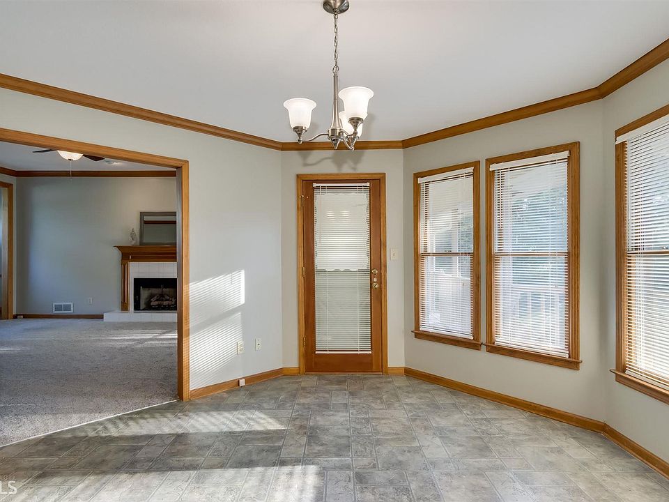 2nd image of 7980 Lake Ridge Dr