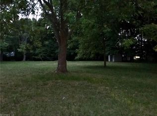 2265 Liberty Rd, Stow, OH 44224