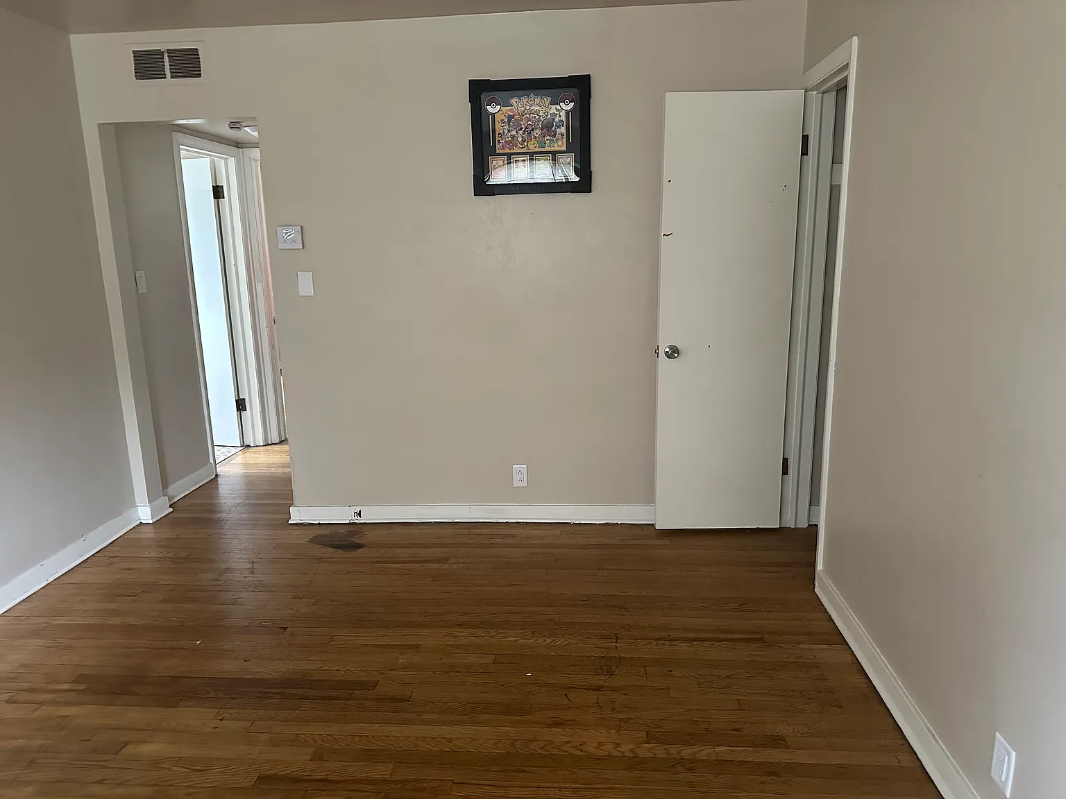 2 bed, 950 sqft, $1,200 — Photo 1