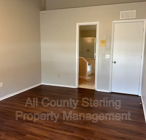 2261 Saint Augustine St — Photo 9