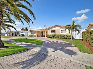 9855 SW 14th St, Miami, FL 33174