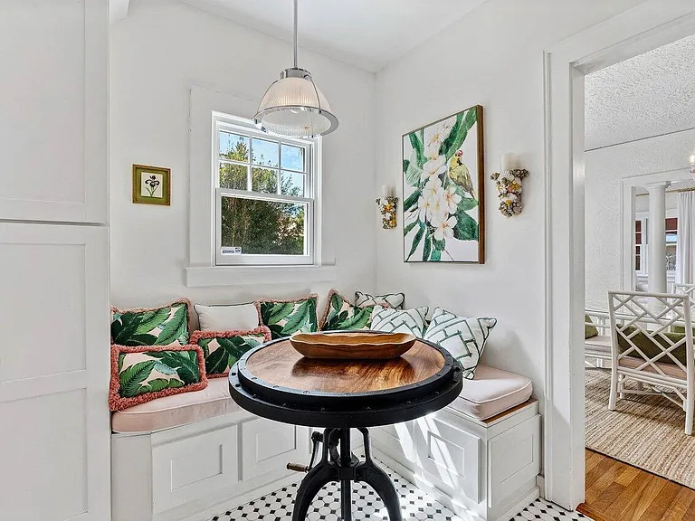 217 SE Coconut Ave — Photo 5