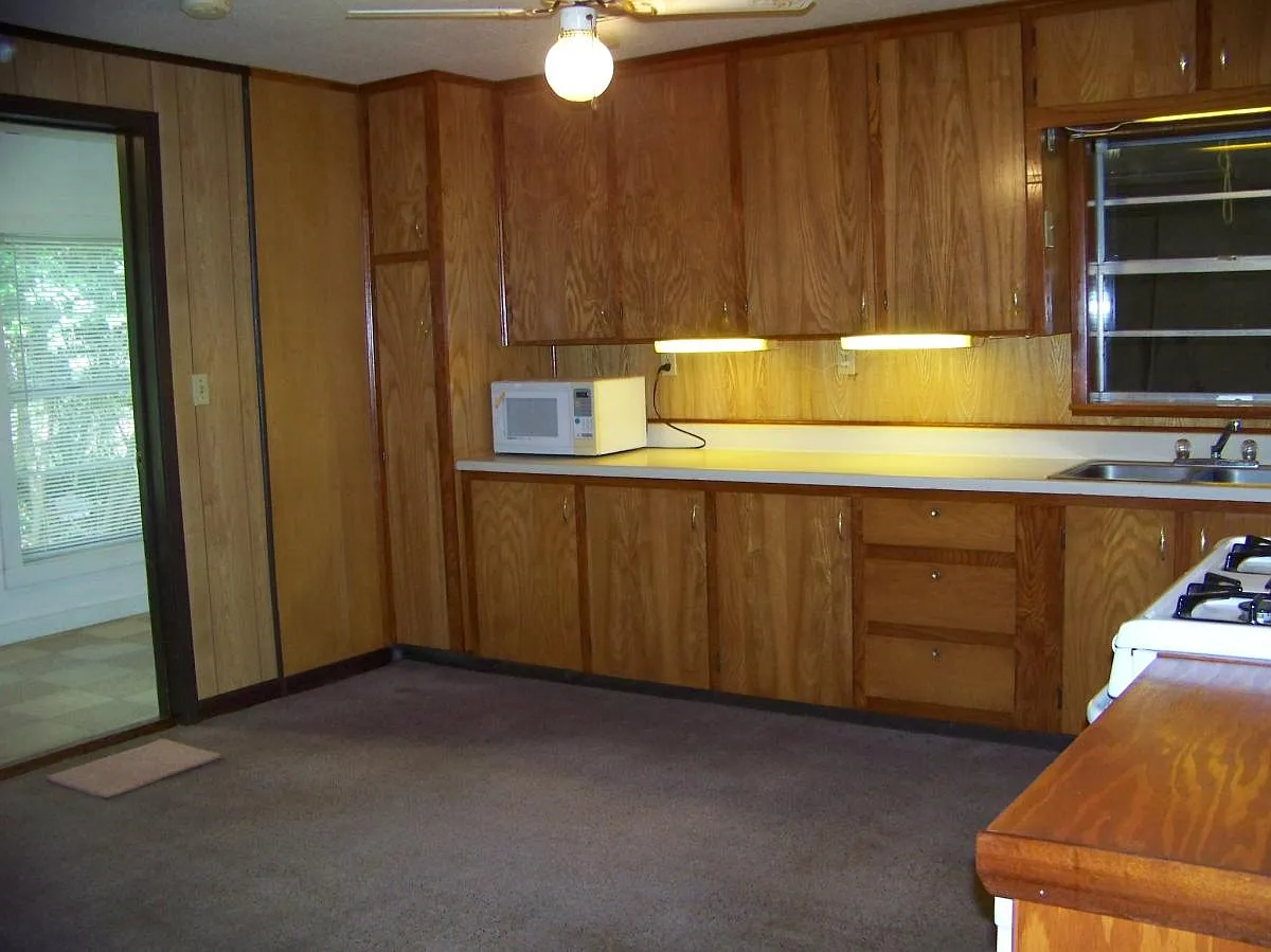 2 bed, 1008 sqft, $1,000 — Photo 2