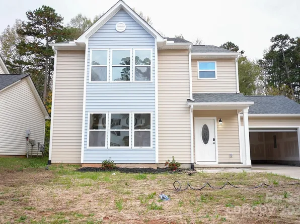 615 Stillgreen Ln, Charlotte, NC 28214