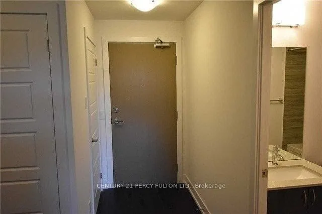 7 Kenaston Gdns #205 — Photo 24