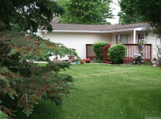 2762 Hasler Lake Rd, Lapeer, MI 48446
