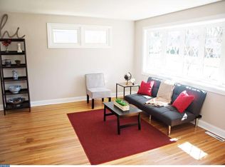 112 N Valleybrook Rd, Cherry Hill, NJ 08034