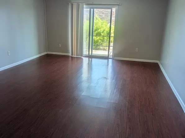 1844 Augusta Dr, Lexington, KY