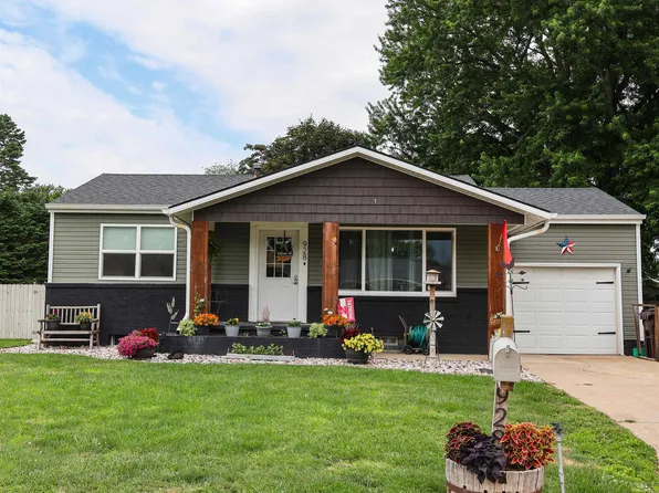928 S 9th St, Albion, NE 68620
