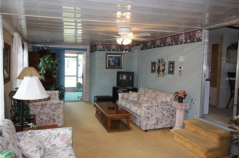 1st image of 10 Woodruff Way
