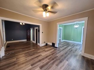 402 N State St, Kendallville, IN