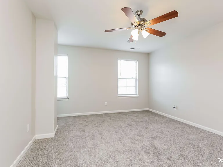 5001 Luker Ln — Photo 12