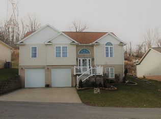 109 Summits Rdg, Morgantown, WV 26508