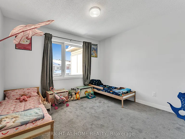 67 Kindred Row — Photo 20