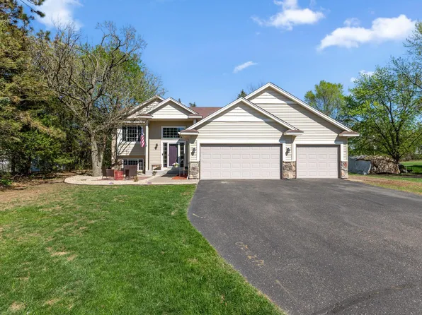 15495 Vanadium St NW, Ramsey, MN 55303
