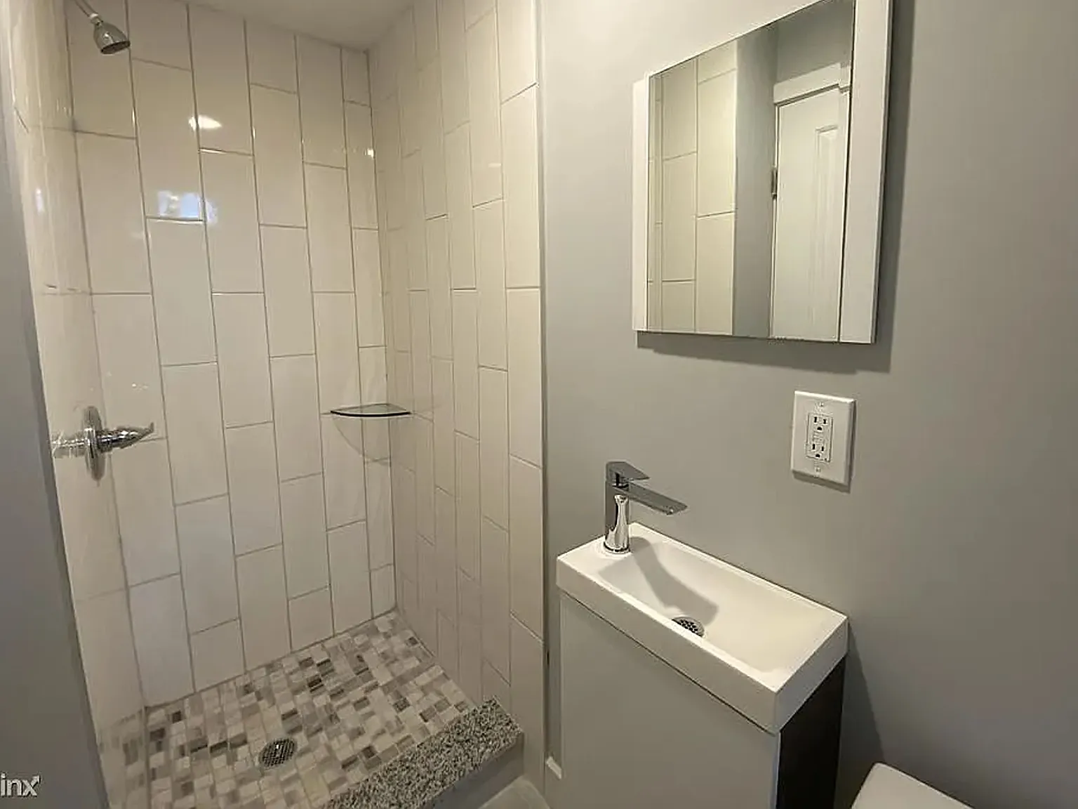 Studio, $1,390 — Photo 3