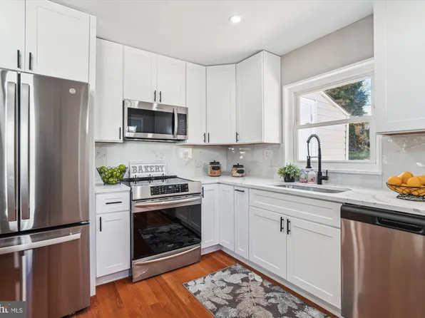 3718 Harmon Ave, Hyattsville, MD 20784