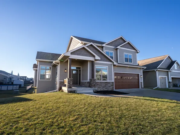 307 Aspen Dr NE, Bondurant, IA 50035