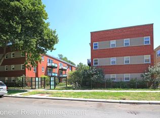 6441 N Damen Ave APT 1E, Chicago, IL 60645