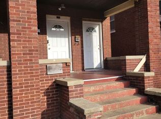 1704 S 5th St #2, Rockford, IL 61104