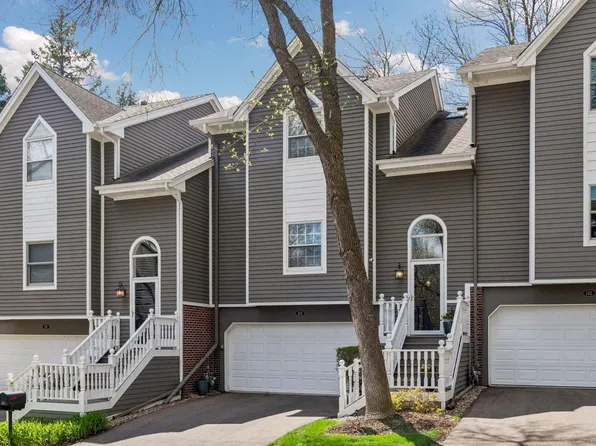 103 Edgewood Ct, Wayzata, MN 55391