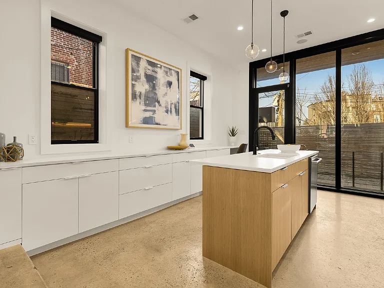 1005 P St NW — Photo 10