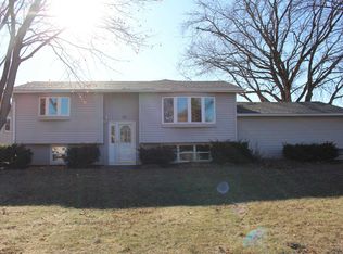 334 8th St SW, Spencer, IA 51301
