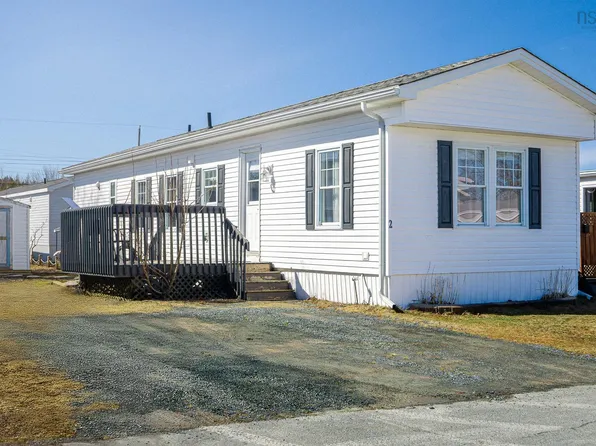 2 Cocoa St, Dartmouth, NS B2W 4W5
